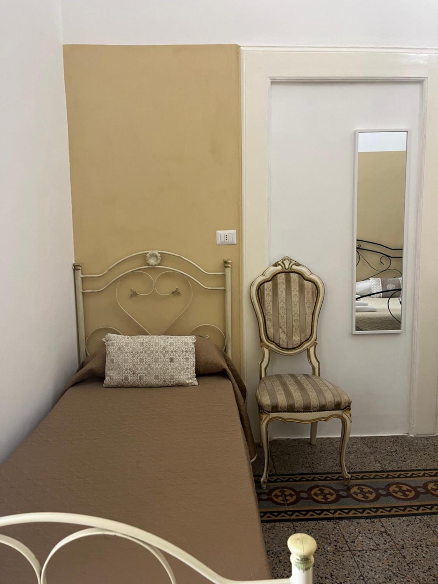 B&B Chimera Bari Exteriör bild